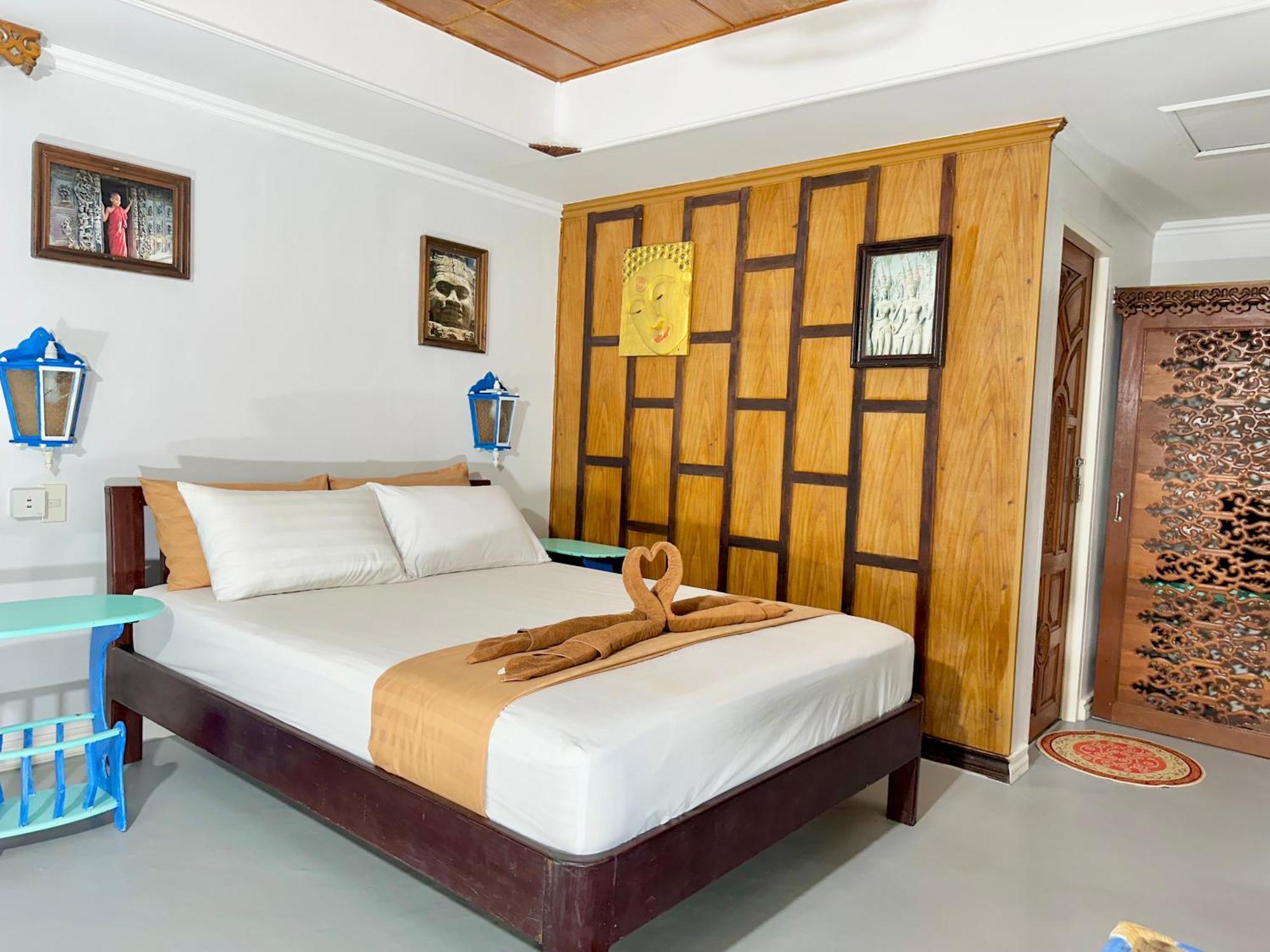 Bamboo Bungalows Koh Phayam Bagian luar foto