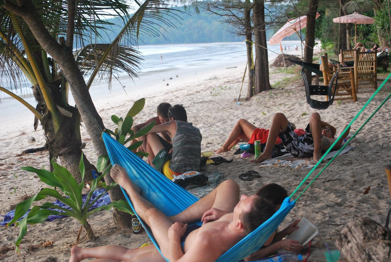 Bamboo Bungalows Koh Phayam Bagian luar foto