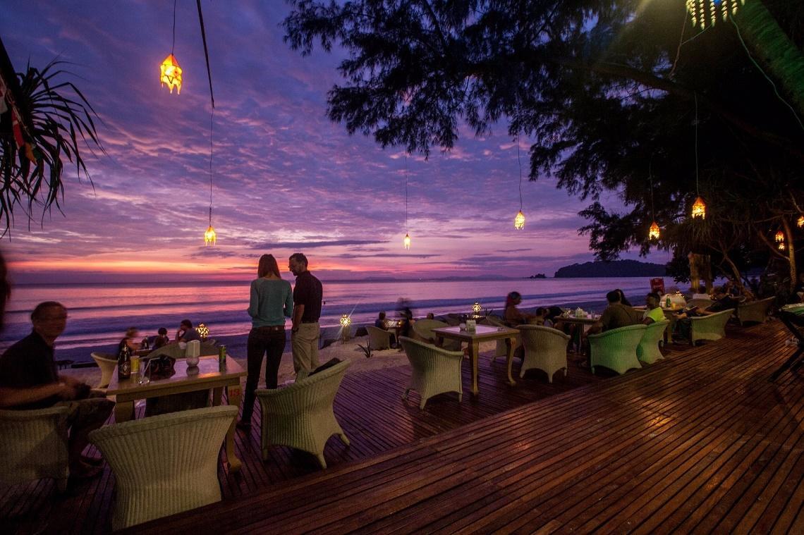 Bamboo Bungalows Koh Phayam Bagian luar foto